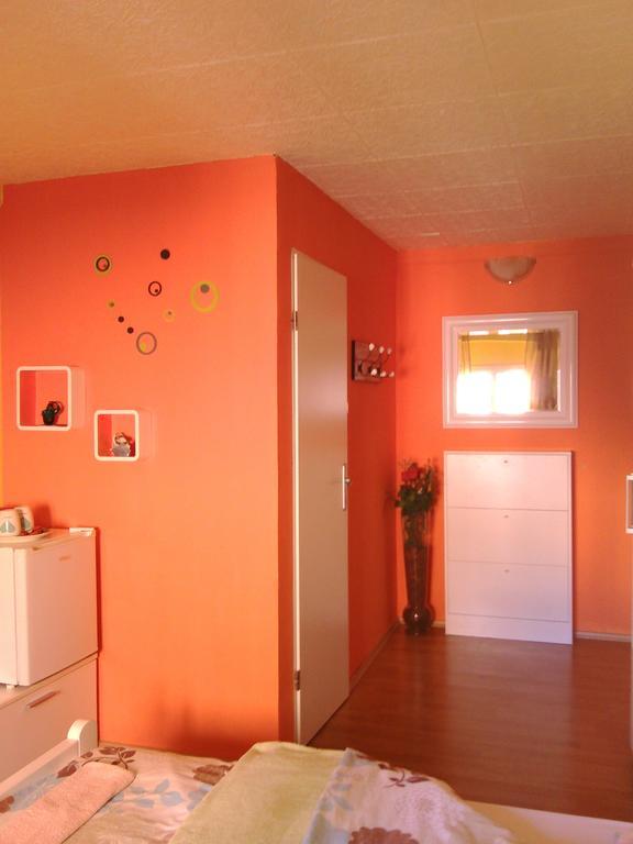 Studio And Rooms Korzo Rijeka Bilik gambar