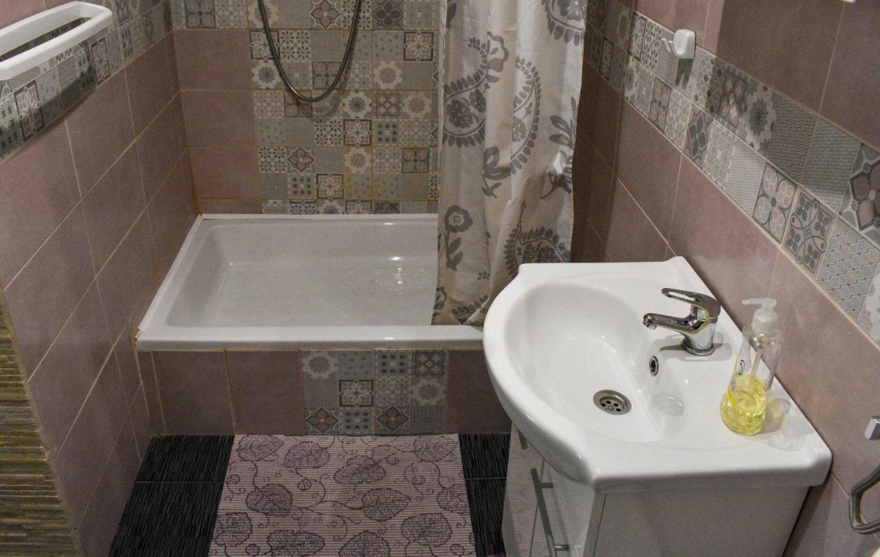 Studio And Rooms Korzo Rijeka Luaran gambar